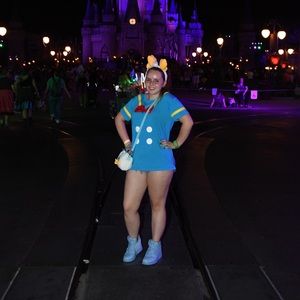 Meet your Posher, Luckie